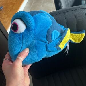 Blue and Yellow Fish Plush Toy talking dory finding nemo